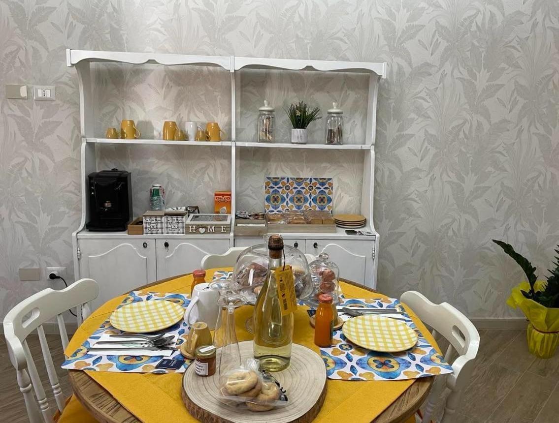 Goti Rooms B&B SantʼAgata deʼ Goti Bagian luar foto